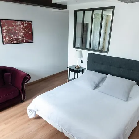 Penzion La Ferme D'ervee De Saint-roch 3*