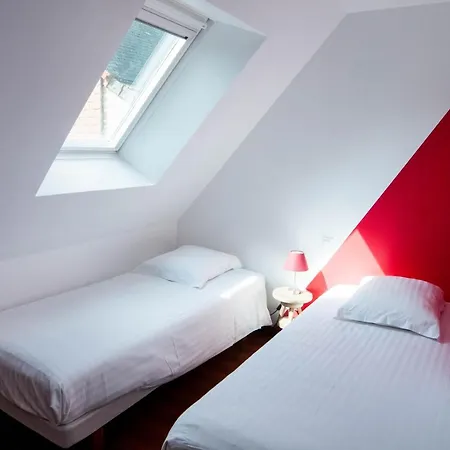 La Ferme D'ervee De Saint-roch Guest house 4*